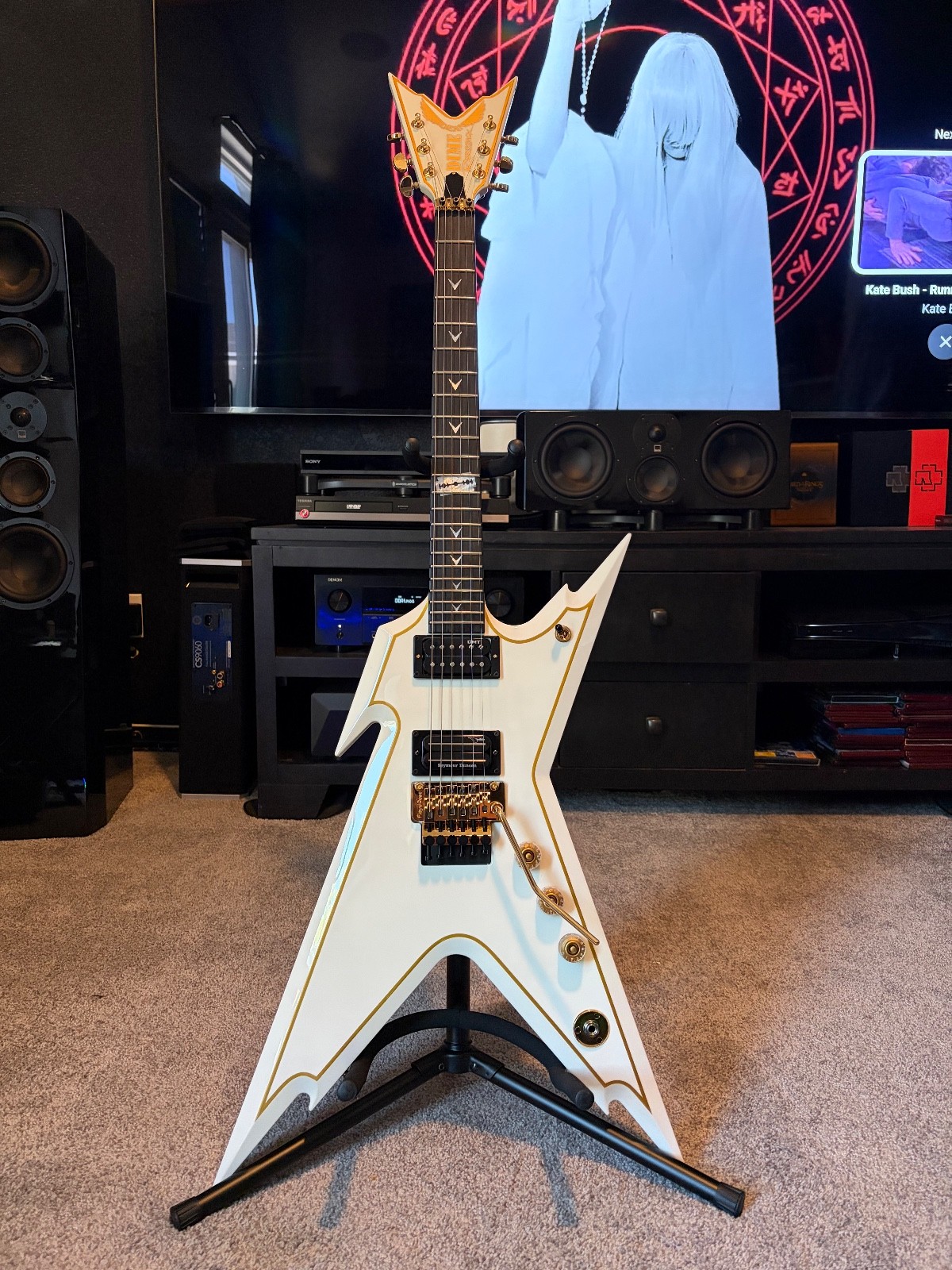 Dean USA Custom Shop Razorback White/Gold w/ OHSC & Original Paperwork