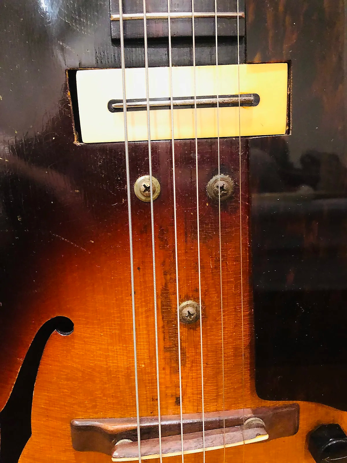 1930s Gibson ES-100 Guitar – Charlie Christian Pickup (Not ES-150 or ES-250)