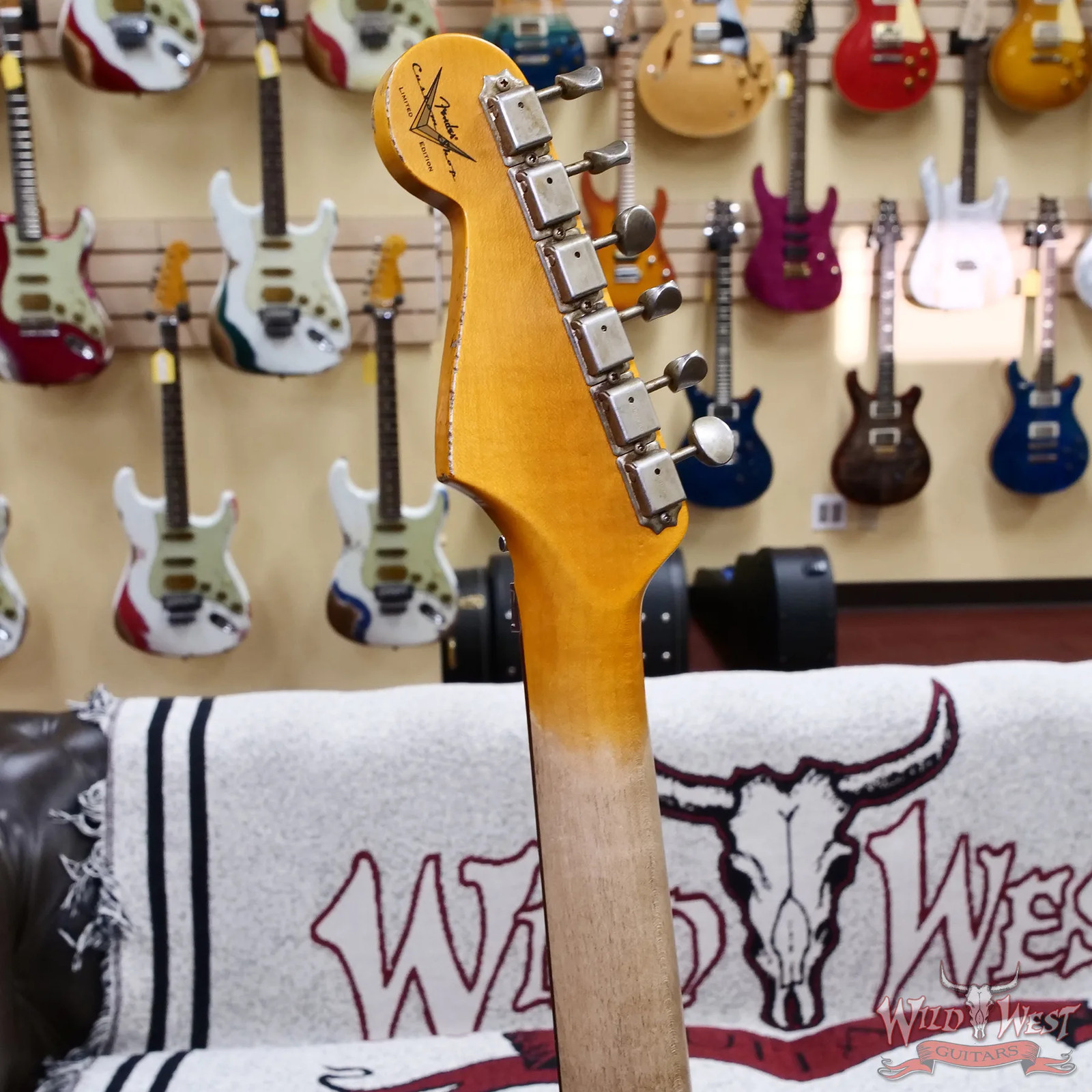 Fender Custom Shop Black Lightning Stratocaster Floyd Rose Apple Red 8.00 lbs