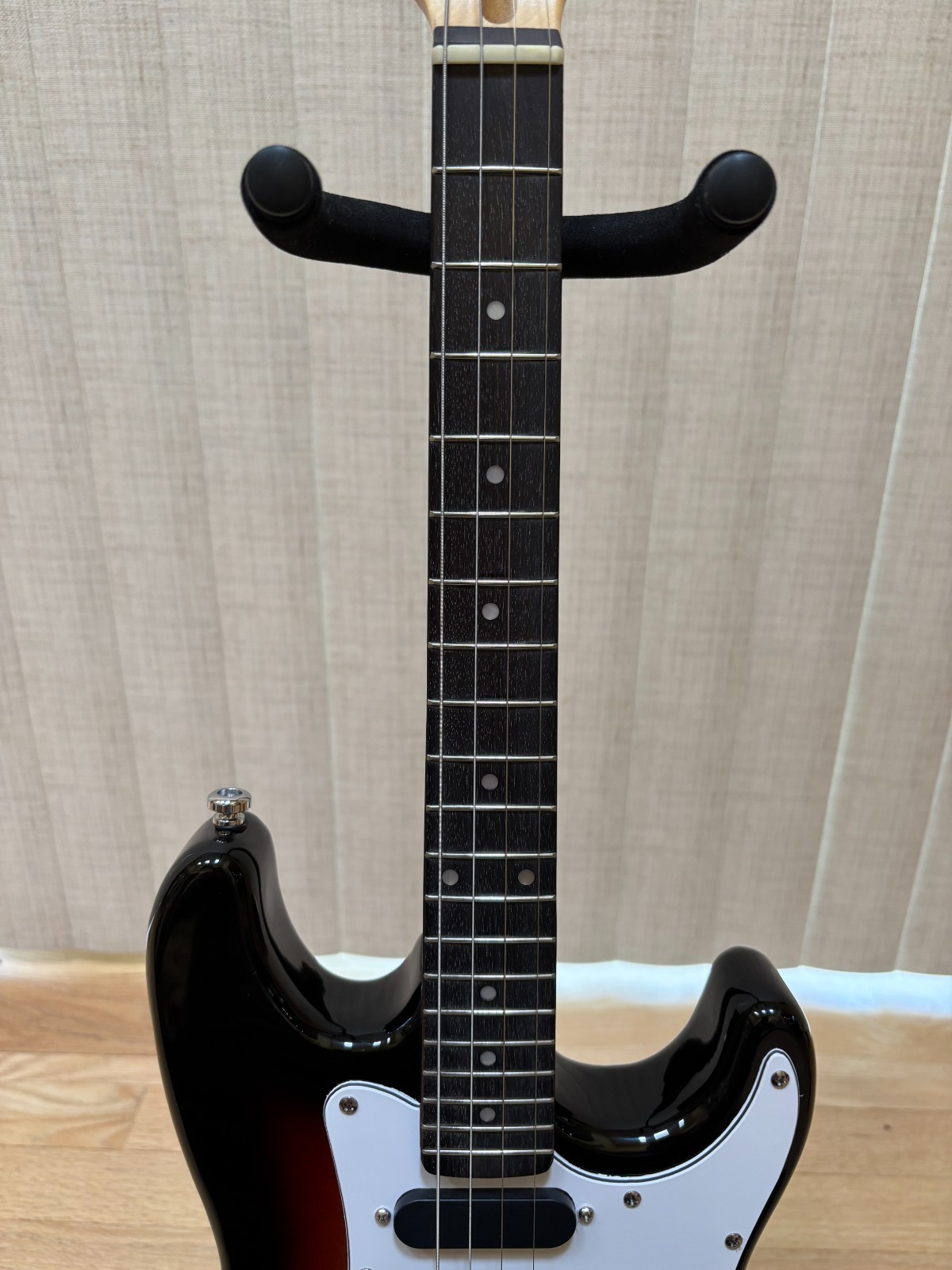 Eastwood Model S Mandola – Sunburst – MINT!