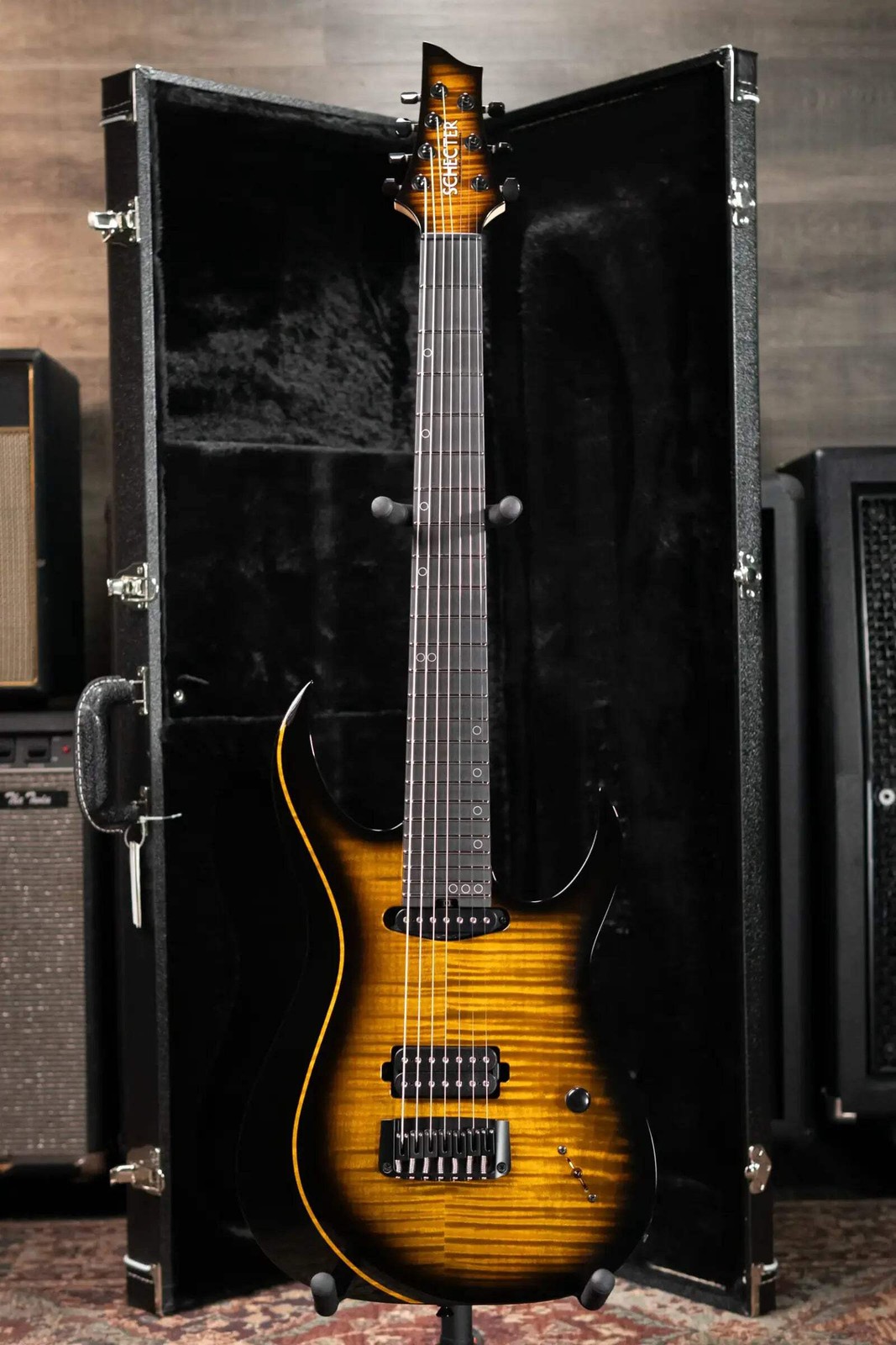 Schecter Custom Shop Sunset Extreme 7-String Electric Guitar – 2-Tone Sunburst F