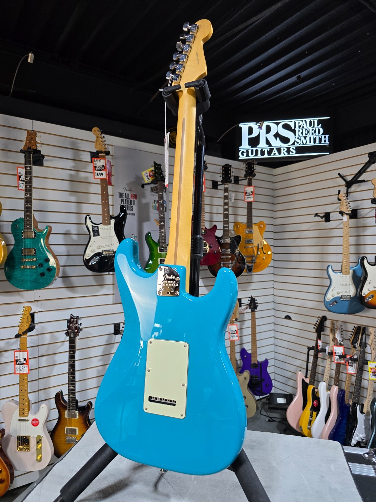 Fender Am Pro II Strat Left Handed- Miami Blue w/Rosewood + FREE Plek #693
