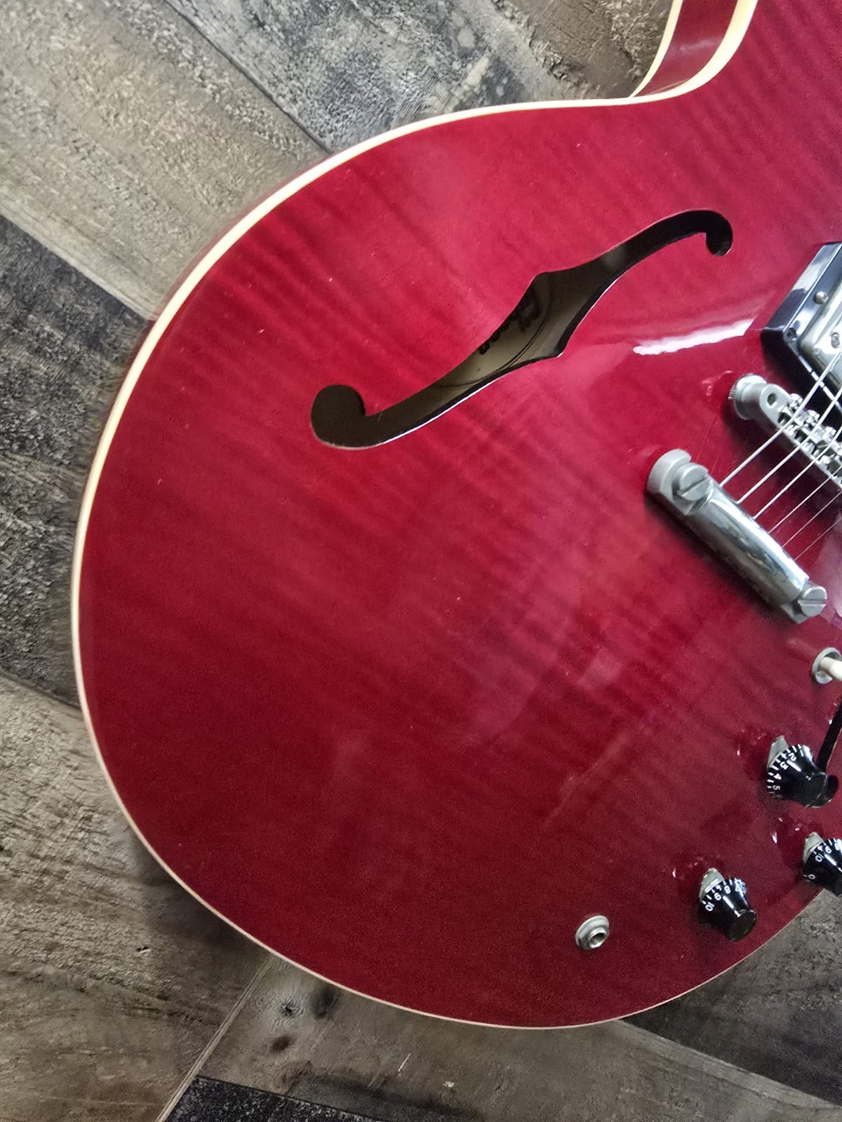 1990 Gibson ES-335 Dot Cherry Figured Top. W/ Ohsc ’60S 9.1 Lb