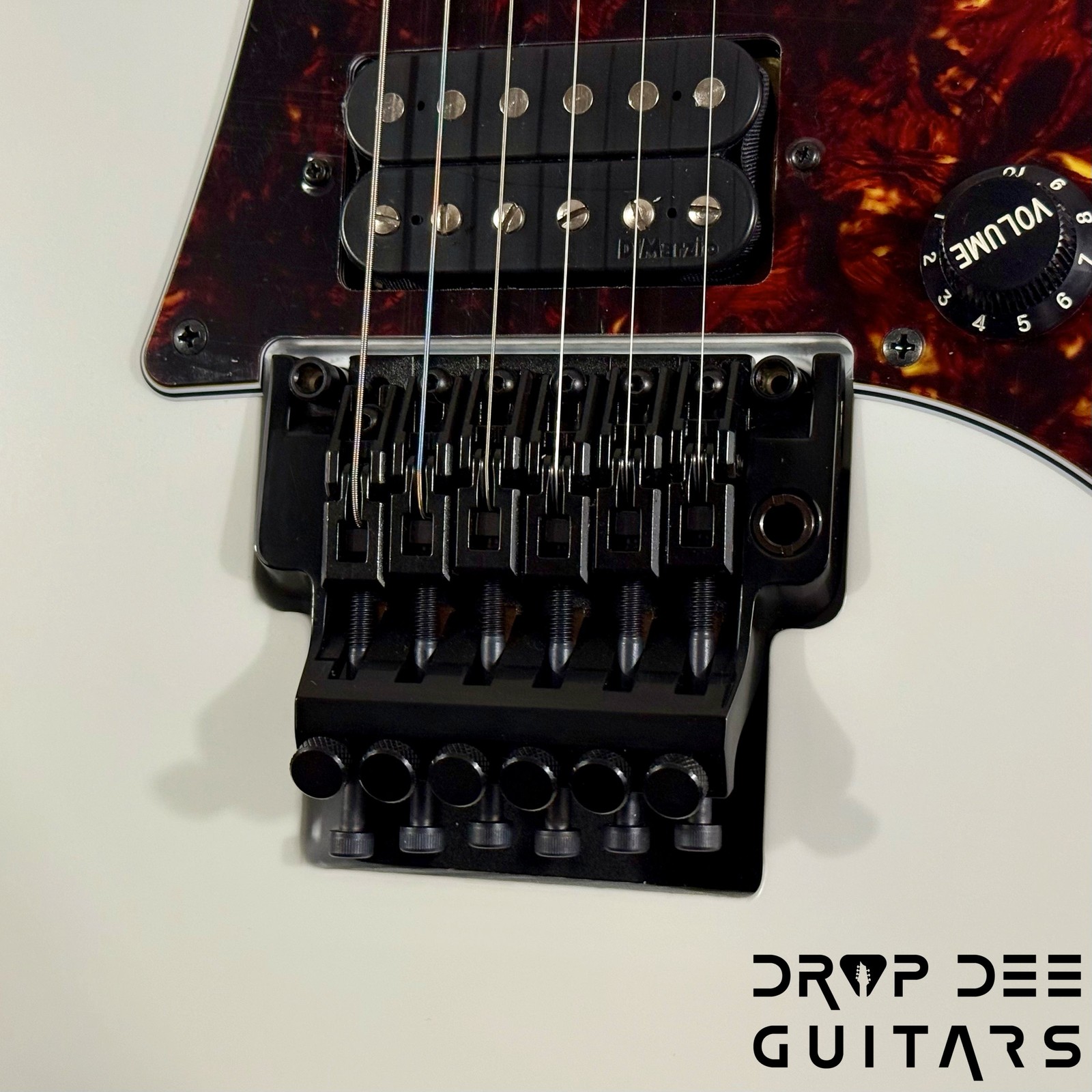 Ibanez Prestige RG653DX Electric Guitar w/ Case – White Flat