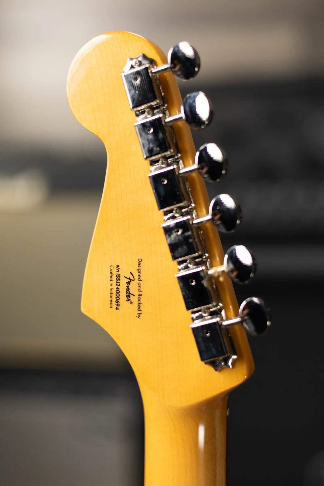 Squier Classic Vibe ’60s Stratocaster Electric Guitar – Lake Placid Blue