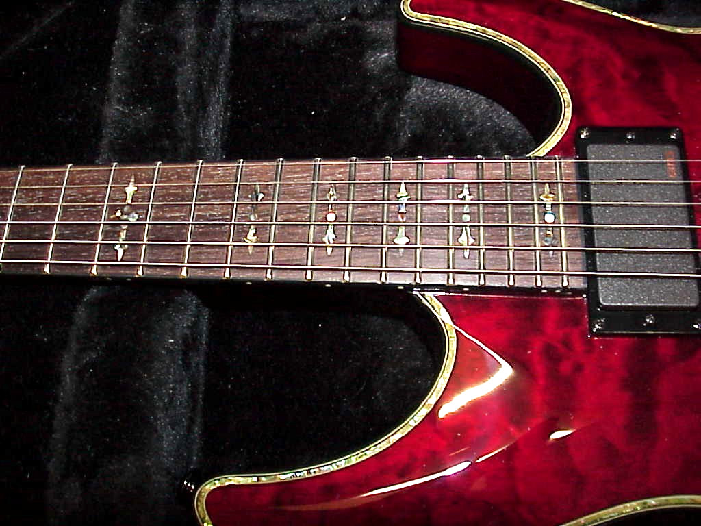 MINT Schecter Diamond Series Hellraiser 6-String Electric Guitar with Hard Case
