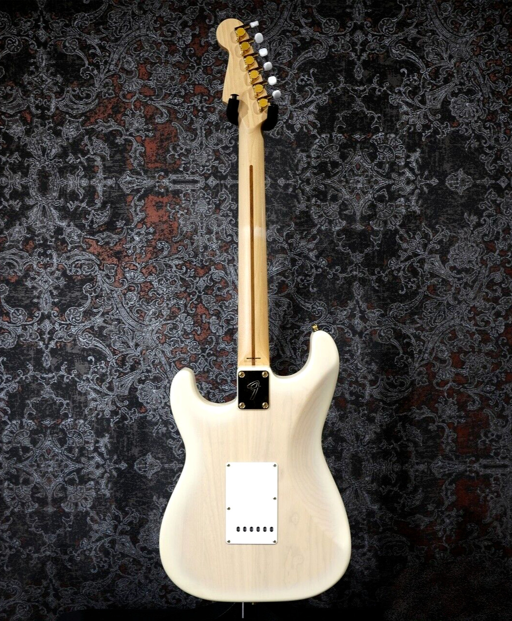 Fender Japan Exclusive Richie Kotzen Stratocaster See-Through White Burst JP
