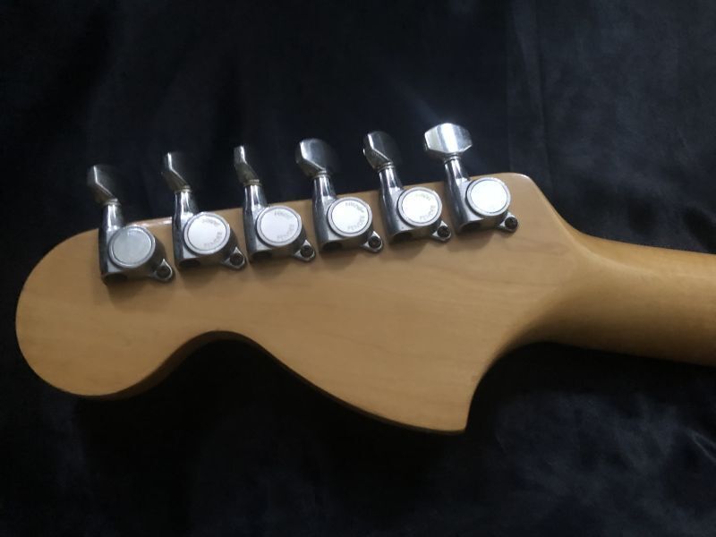 Fender Japan / ST-72 / CST-50R / A serial 1985 Electric Guitar [USED]*