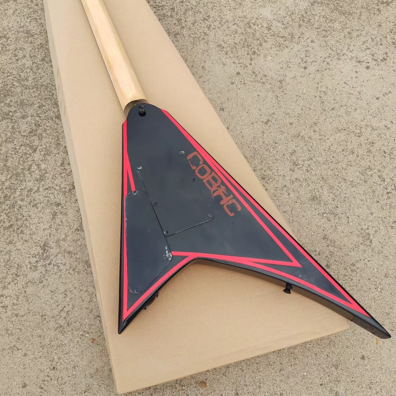 Black & Red Geometric Trim Flying V Double Tremolo Electric Guitar for Professio