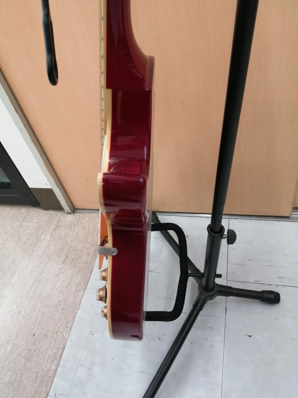 BUNNY Electric Guitar Les Paul Used