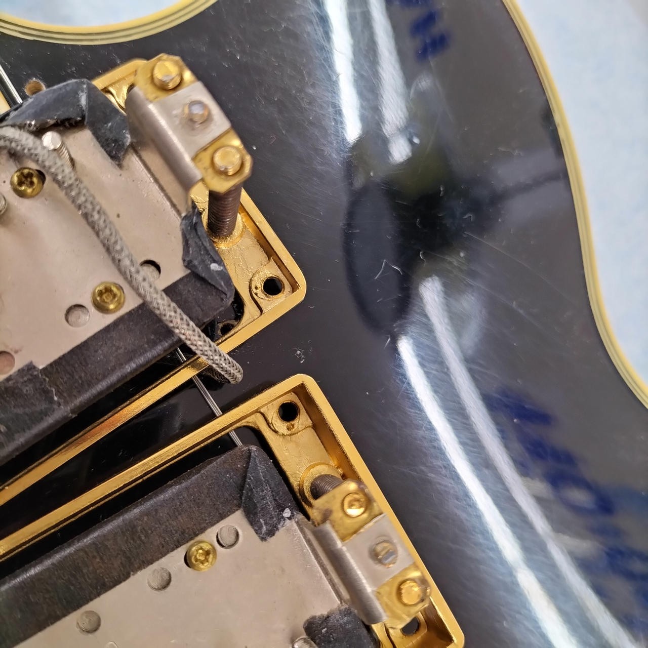 [YAMAHA] SG1000 Black Gold Hardware Made in Japan 1980s SG Type Electric Guitar