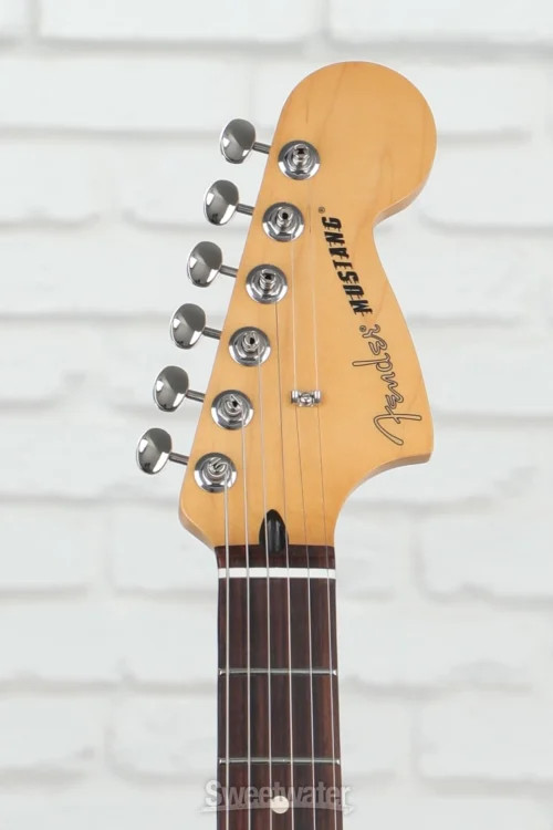 Fender Player II Mustang – Birch Green with Rosewood Fingerboard