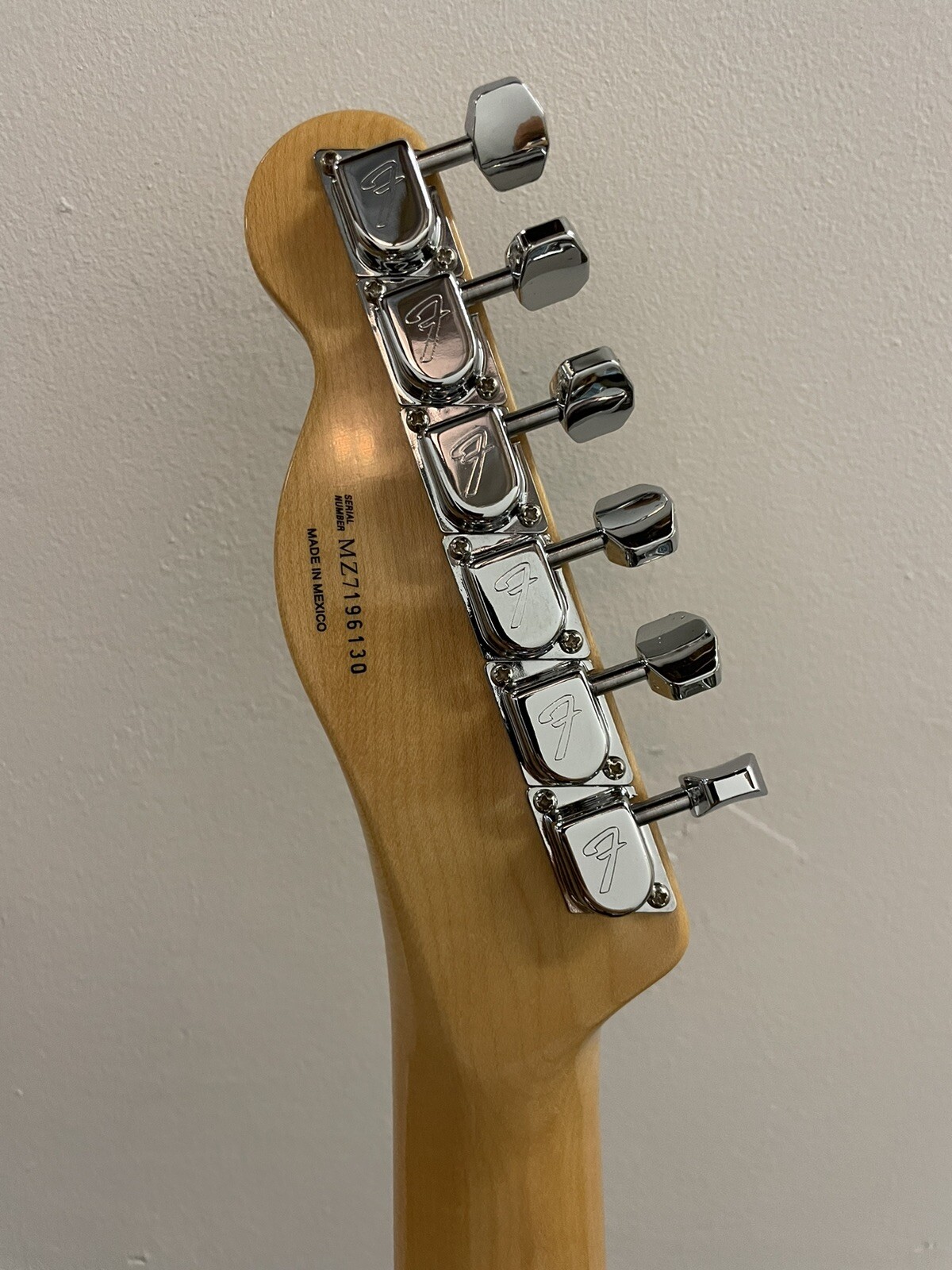 2007 Fender Mexico Telecaster Thinline 1969 Re-Issue 2 Tone Sunburst Guitar