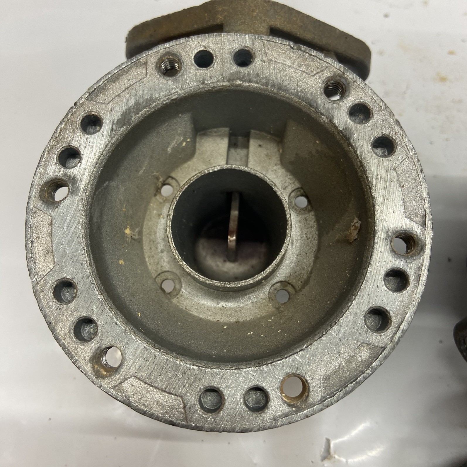Wisconsin VH4D Engine Fuel Pump for parts or repair See Pics