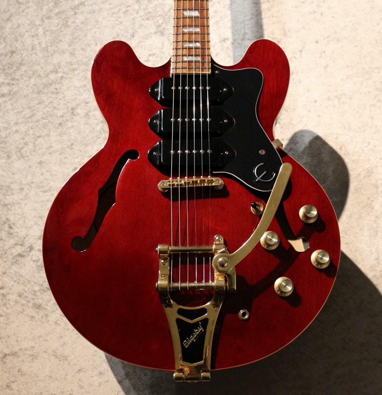 EPIPHONERiviera Custom P93 ~Wine Red~ (no260516)