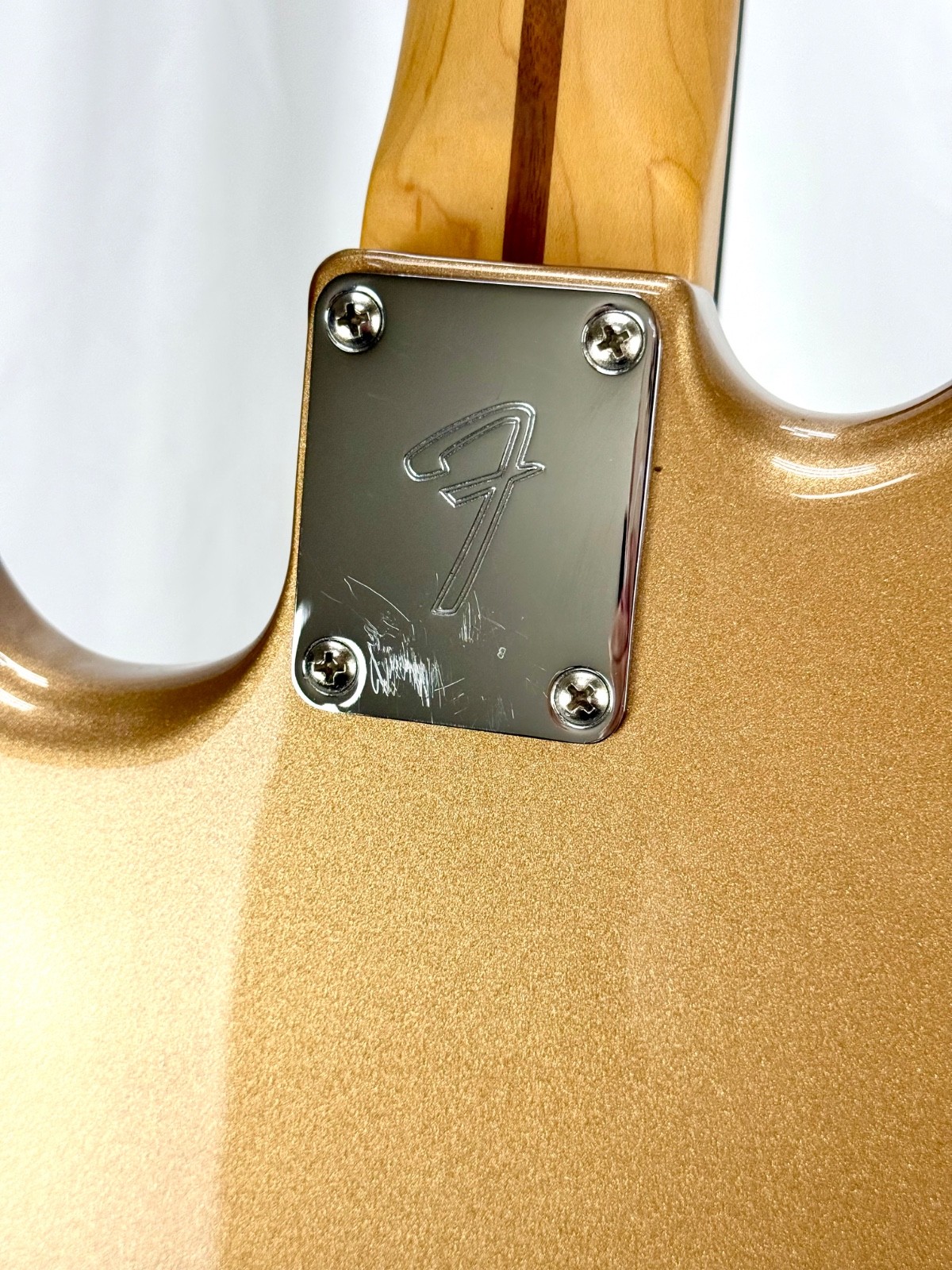 fender mustang guitar
