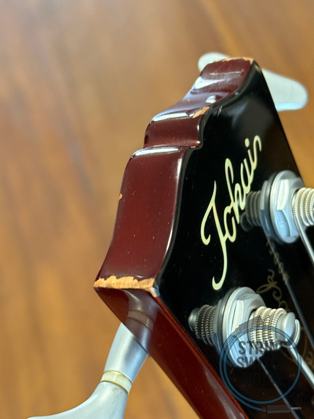 Tokai Les Paul Bass, Flamed Honey Burst, 1990s