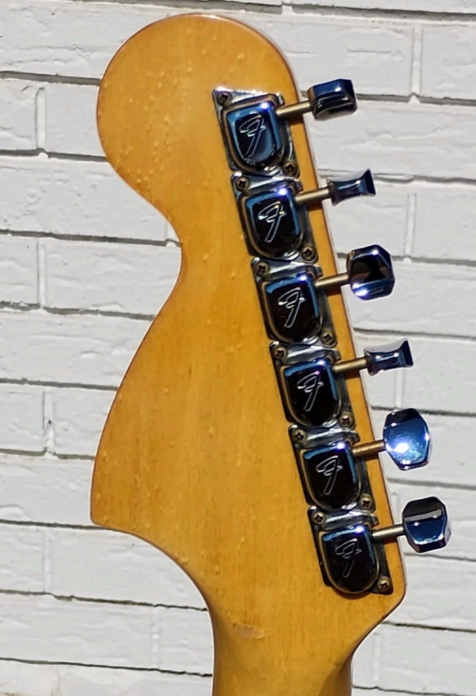 1976 Fender Stratocaster Natural w/HSC!