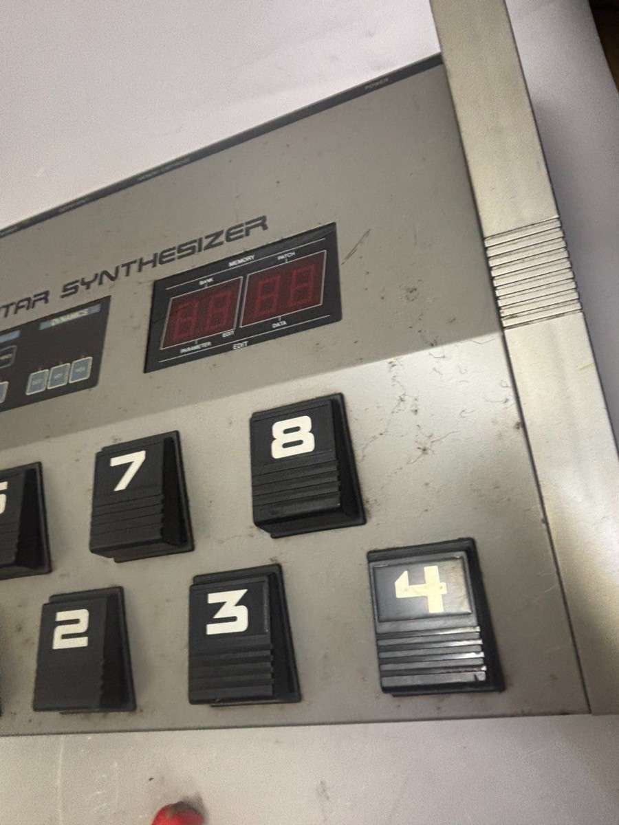 Roland GR700 Guitar Synthesizer Tested item Vintage Floor Controller Japan