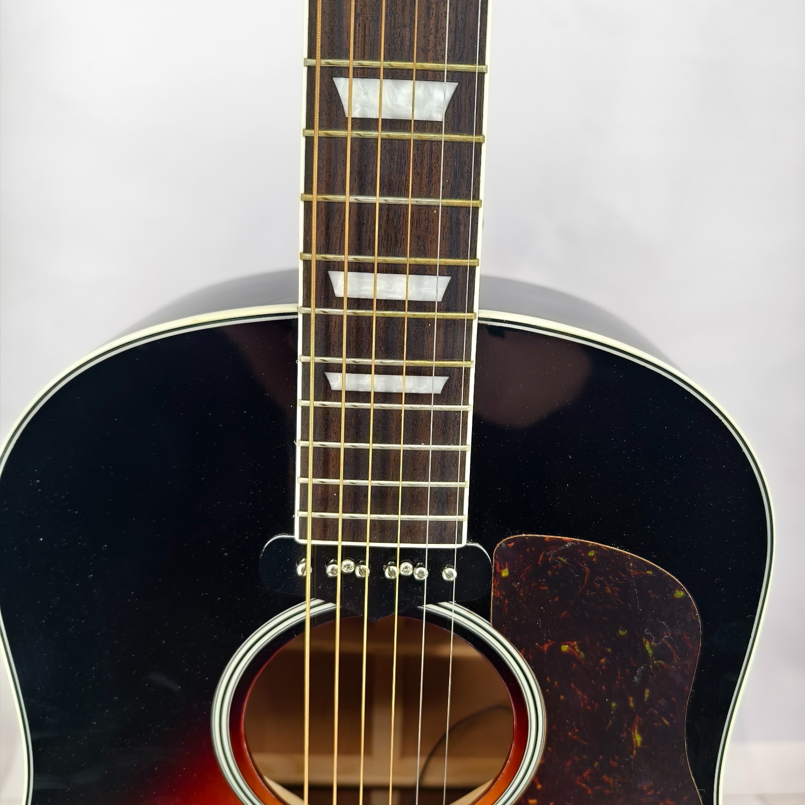 Ship US J-160E Original Acoustic-Electric Guitar – Vintage Sunburst Spruce Top