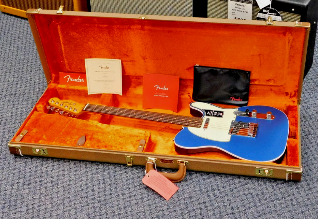 2025 Fender American Ultra Luxe Vintage ’60s Telecaster Custom w/Case! VERY NICE