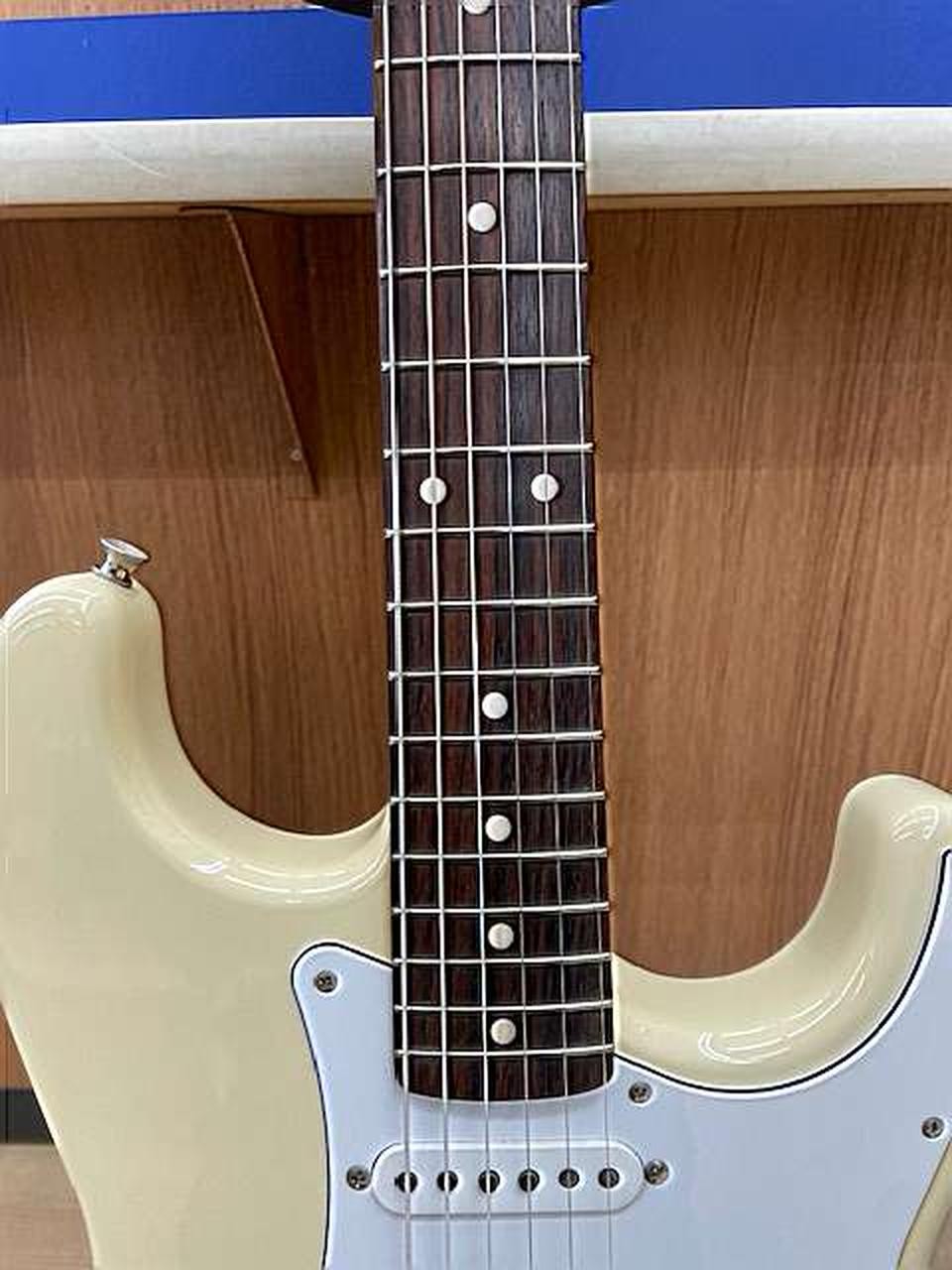 Fender Japan ST-62 US Stratocaster Vintage White Electric Guitar Tested Working