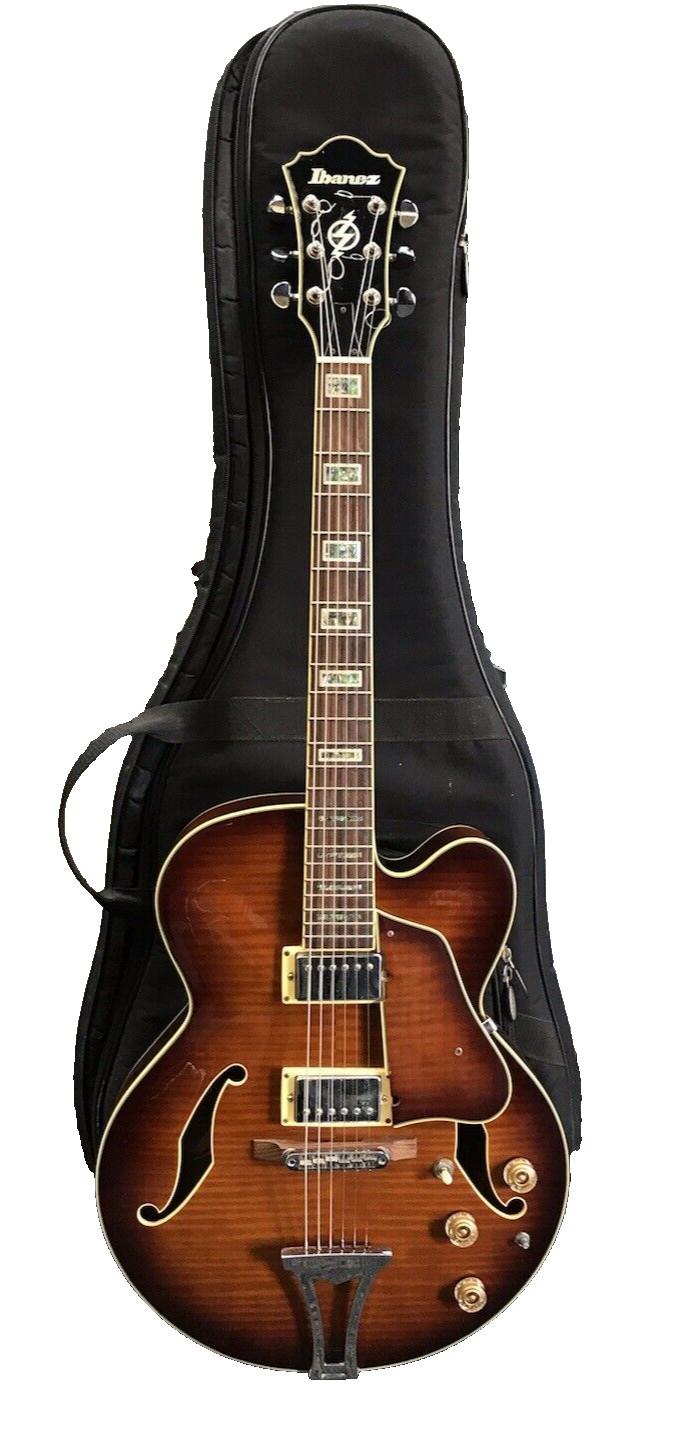IBANEZ ARTCORE AF85 VLS-12-01  2006 Whit/Case