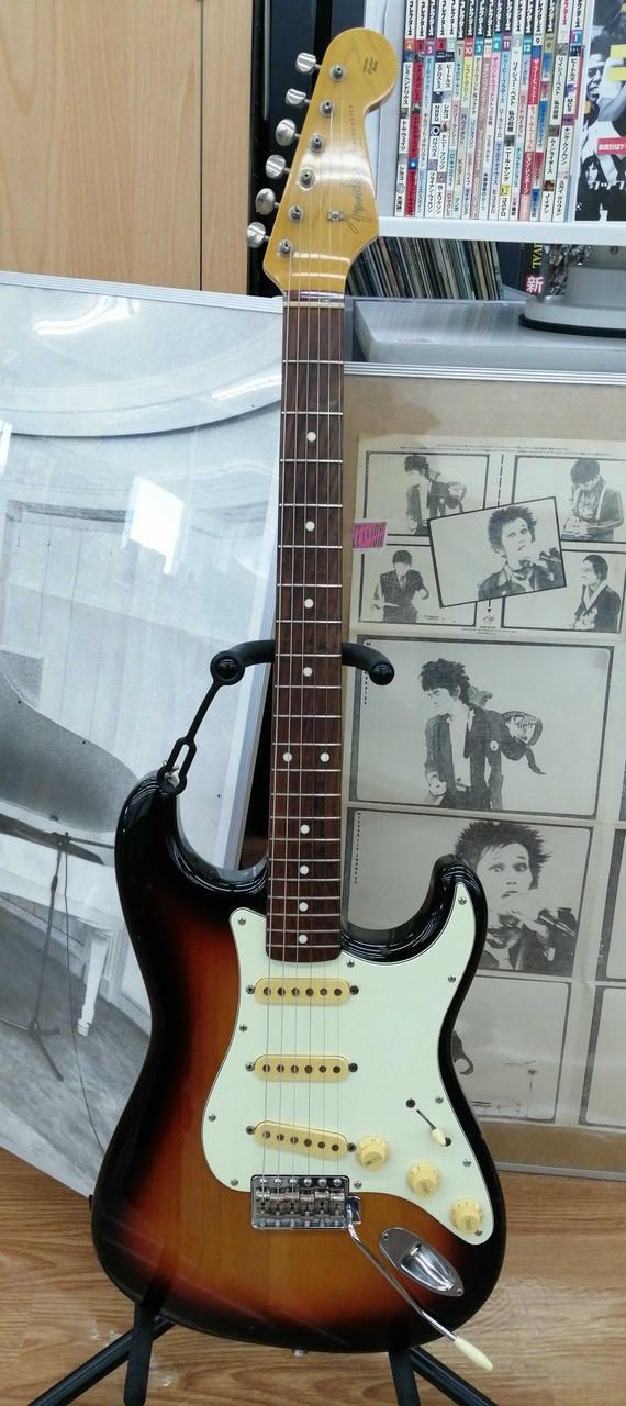 FENDER JAPAN Electric Guitar St62-70TX Used