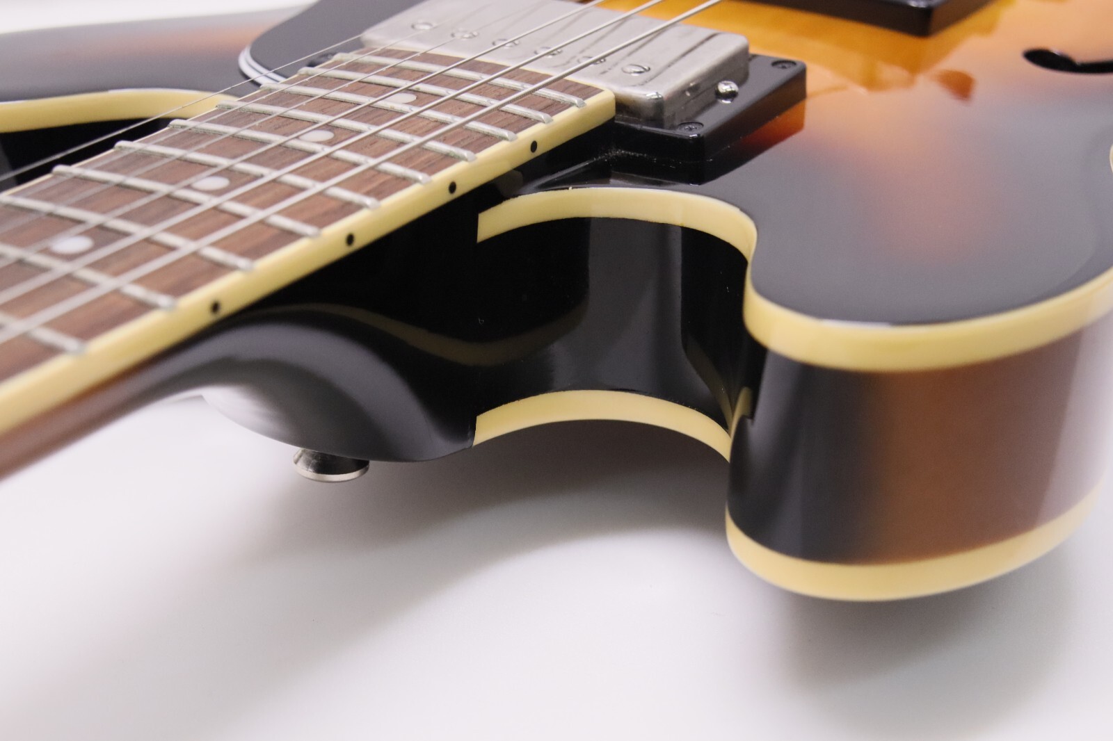 Epiphone ES-339 Semi-hollowbody Vintage Sunburst