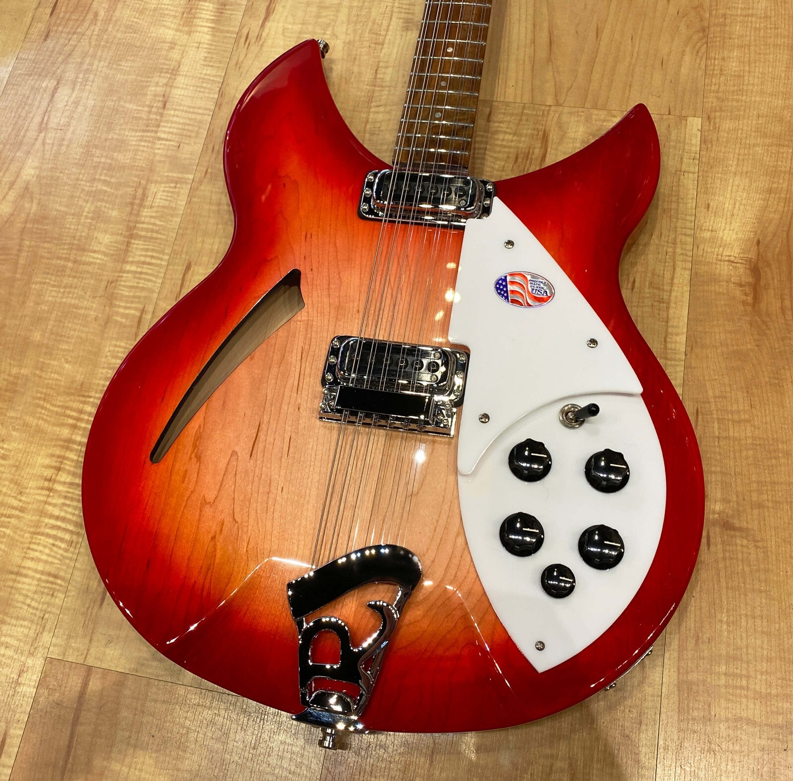 Rickenbacker 330/12 12-String Electric Guitar FireGlo Sunburst