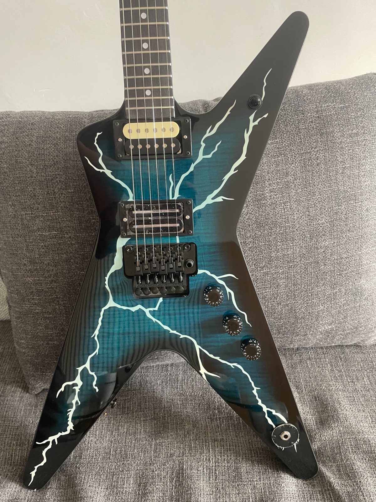 Dimebag Darrell Signature Electric Guitar Flame Maple Top lightning pattern