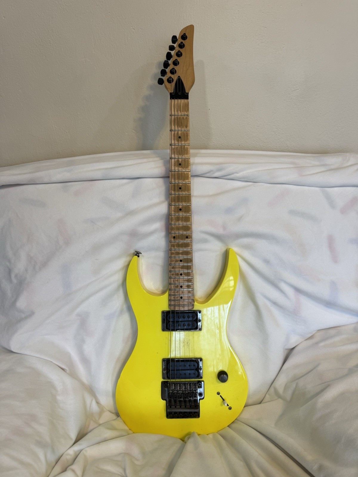 Ibanez Rg550 Desert Yellow Electric Guitar Hard Case Japan