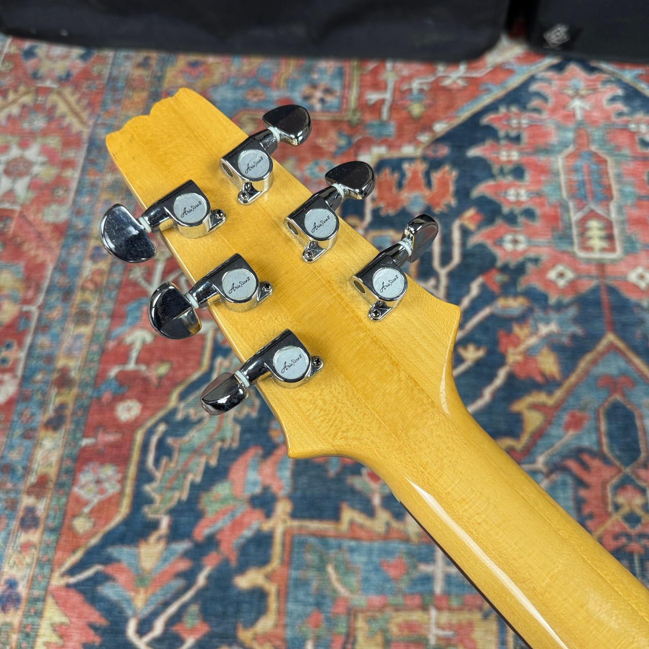 *Video* Aria Pro II CS350 Double Cut Cardinal Series Ash Kurt Cobain – 1982