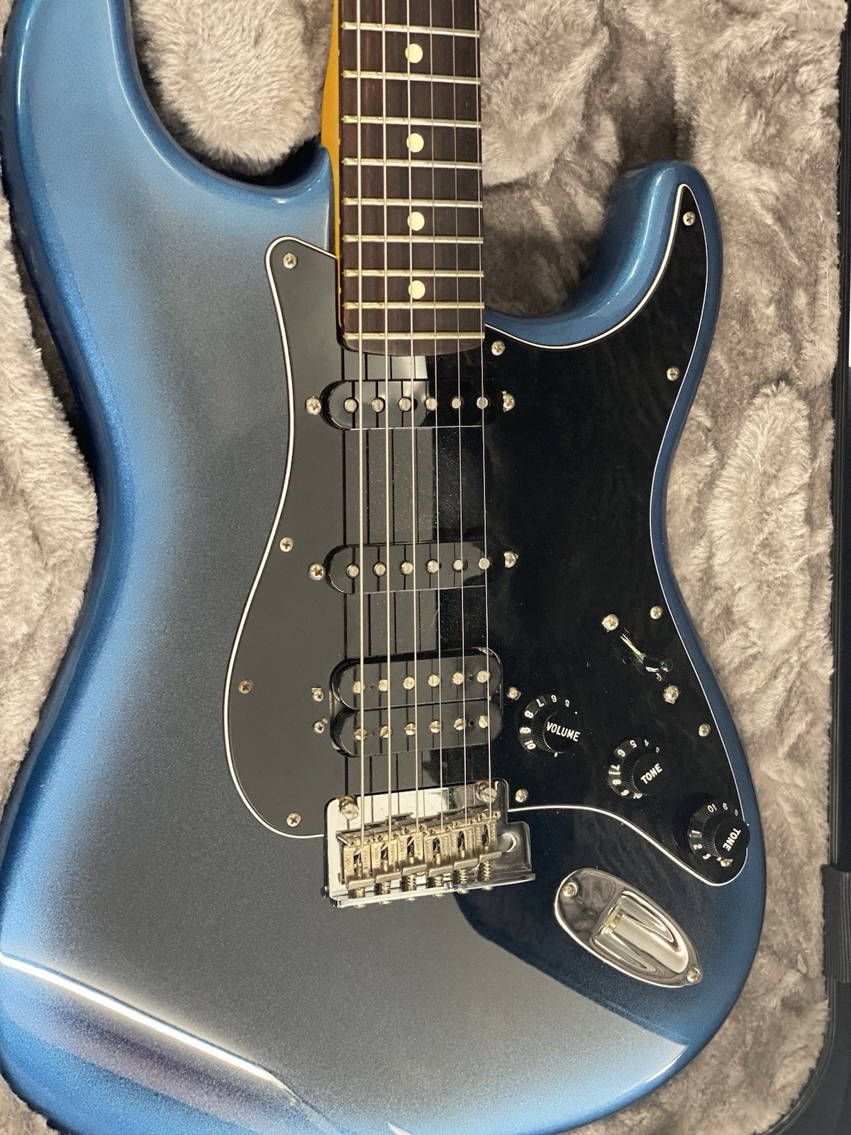 Fender American Professional II Stratocaster Electric Guitar – Dark Night