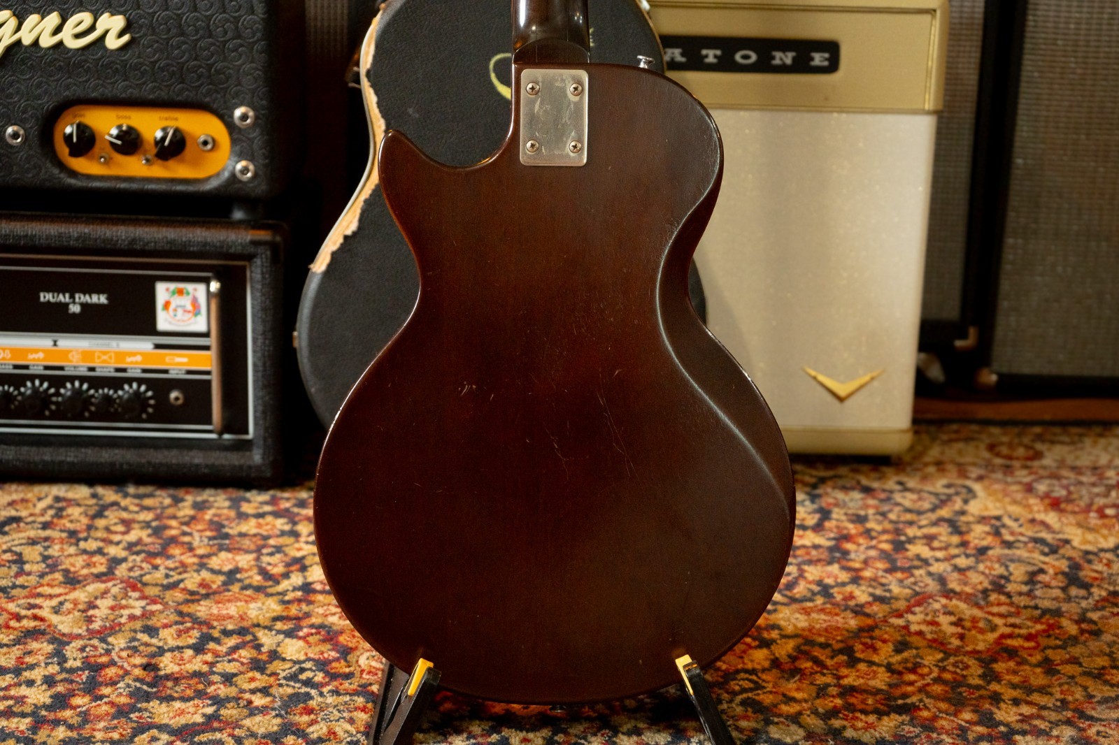 Gibson Marauder – 1979 – Walnut – Maple Fretboard – “Rare Dark Back Neck”
