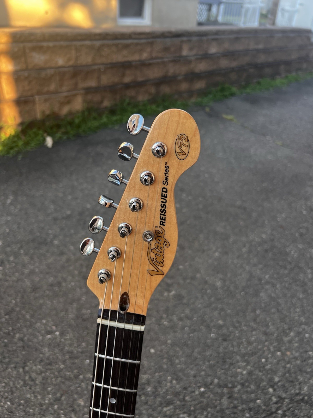 Thinline Telecaster Style Vintage V72 Relssued Custom Tl Tobacco Burst Humbucker