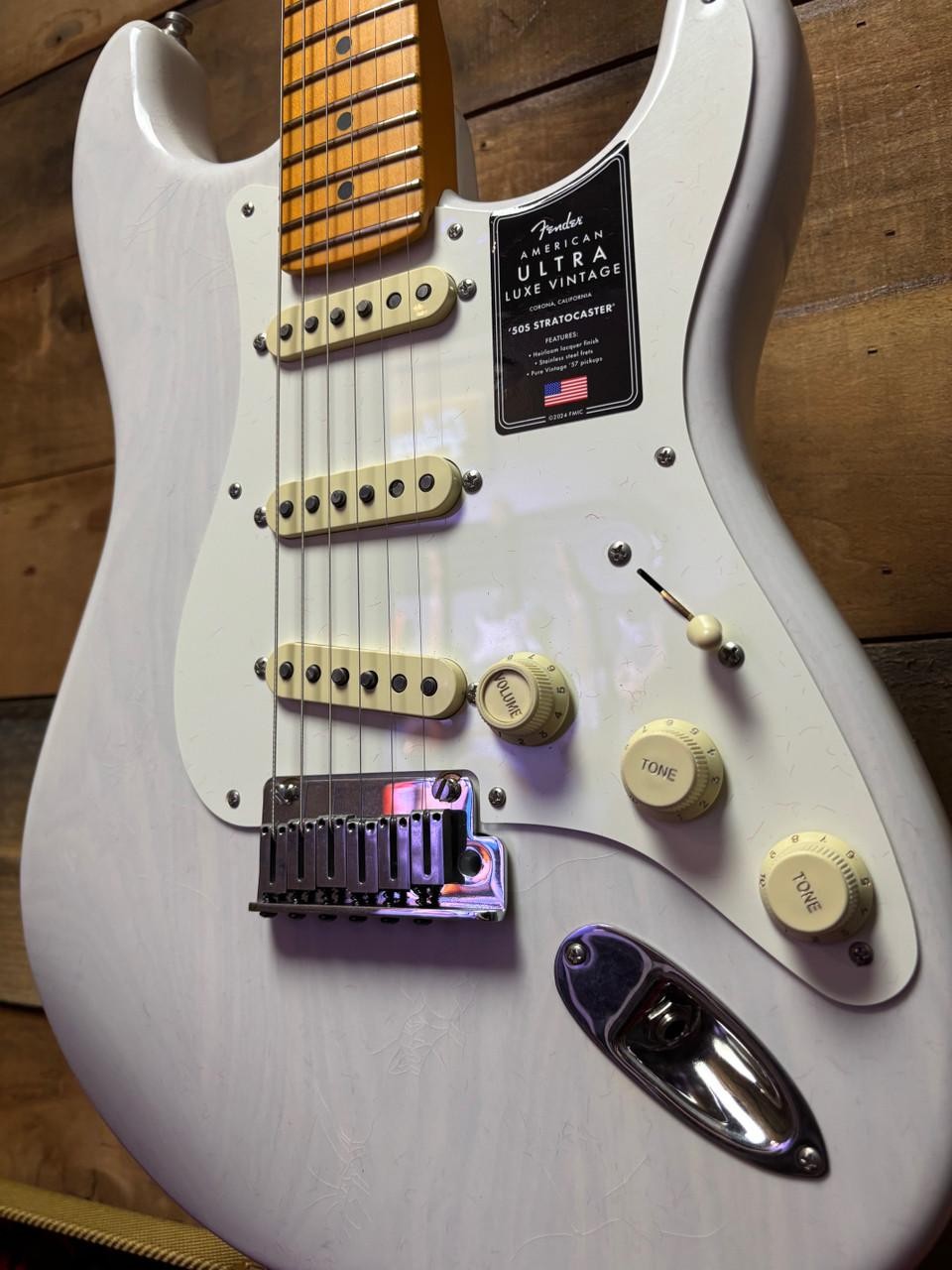 Fender American Ultra Luxe Vintage 50’s Strat MB White Blonde w/case