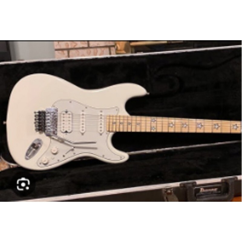 Electric guitar White color Star inlay maple fingerboard Rock tremolo