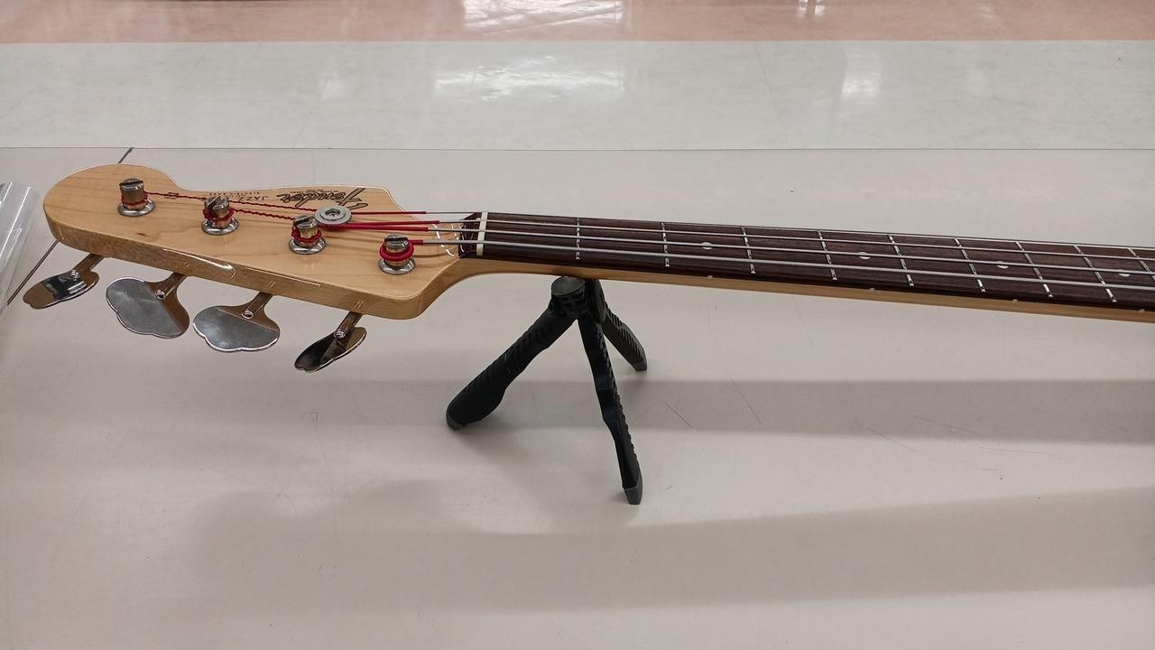 FENDER TRADITIONAL II 60S JAZZBASS RW Electric Bass Guitar