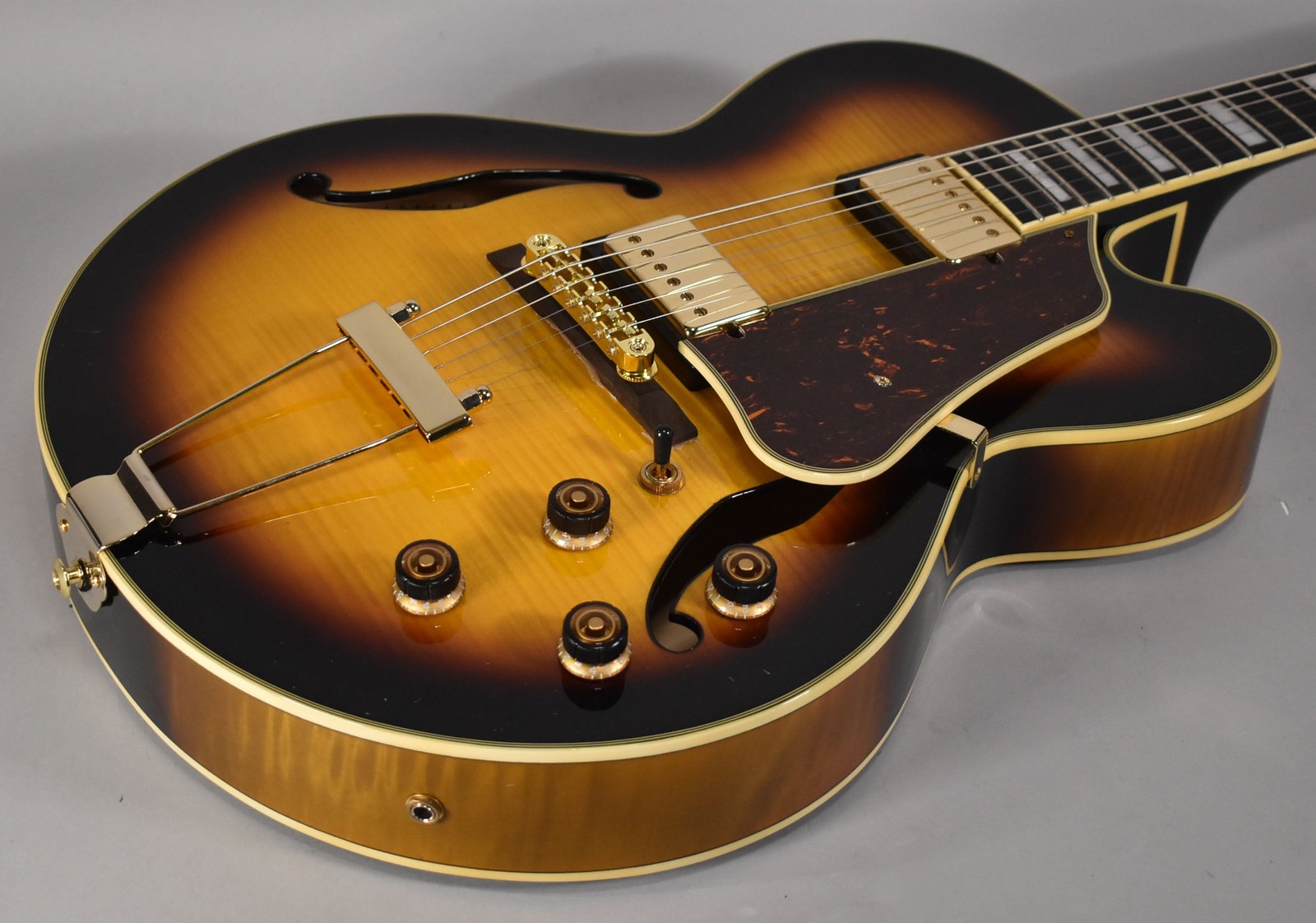 2023 Ibanez AF95FM-AYS Single-Cutaway Electric Archtop Sunburst