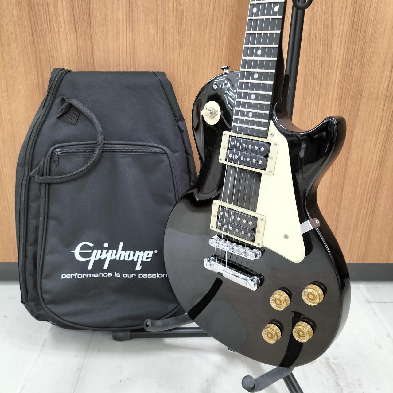 EPIPHONE LP-100 Electric Guitar-01