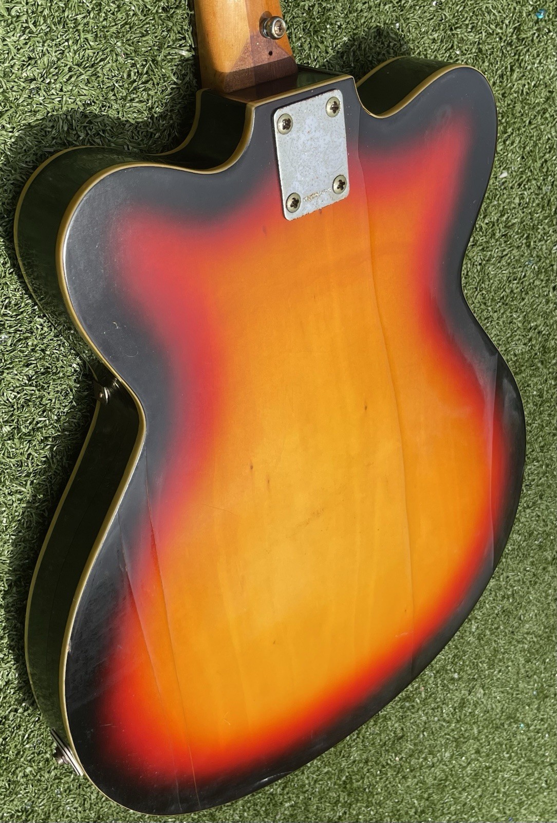 Vintage 1960s Recco Semi-Hollow Body Electric Guitar – MIJ Japan – Sunburst