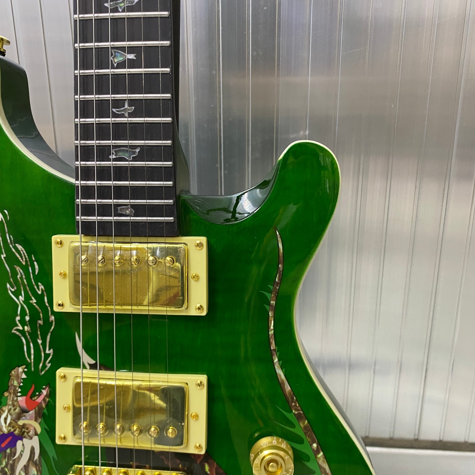 6-string, green PRS electric guitar, gold hardware, mahogany body, fast shipping