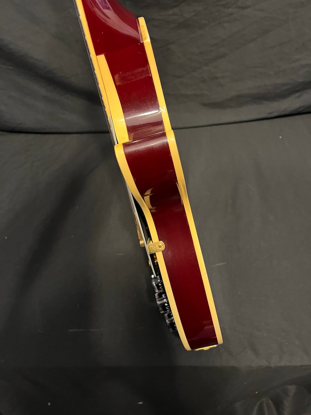1983 Vintage Gibson Les Paul Custom in Wine Red W/Case