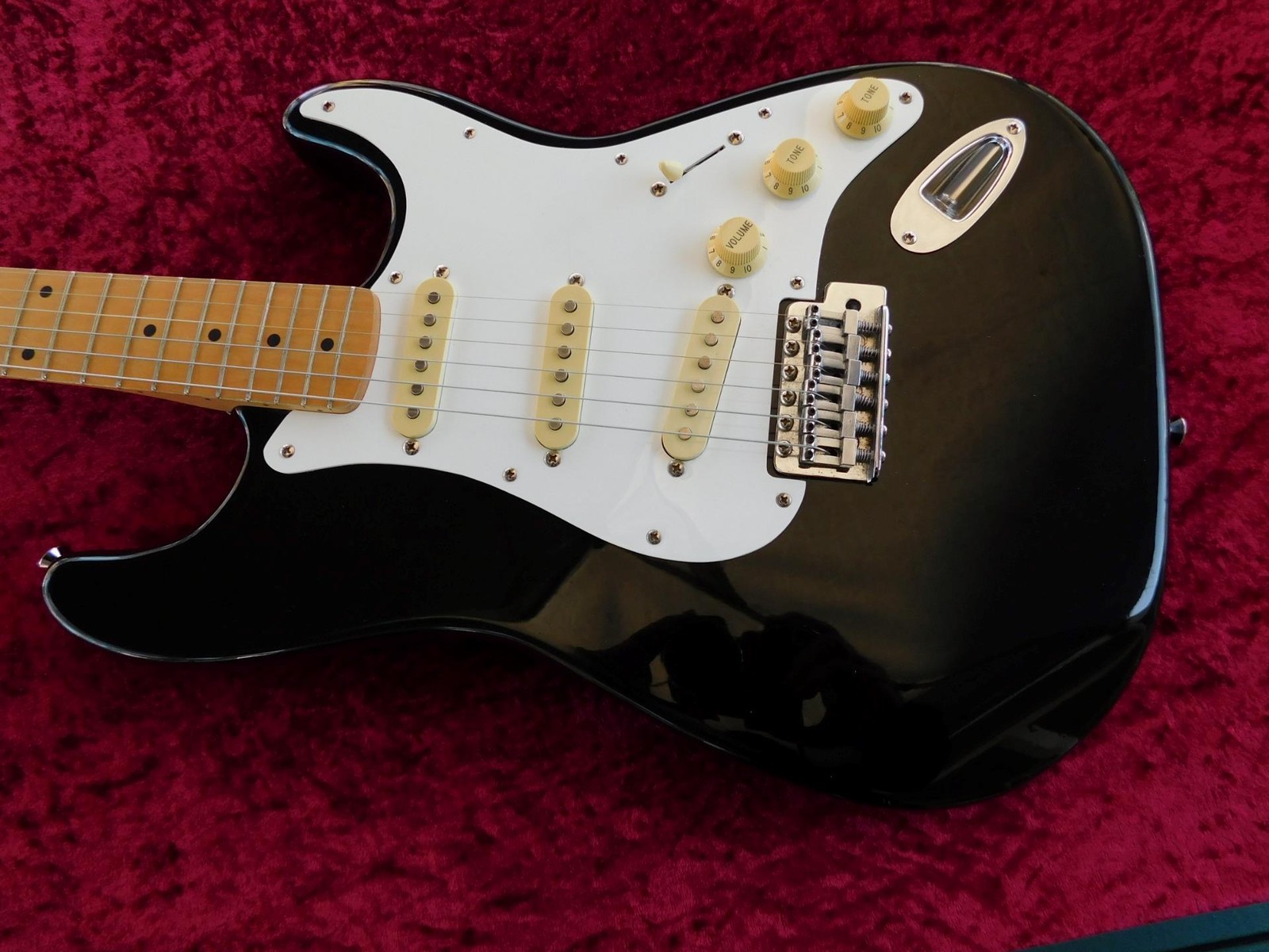 Korean Made Squier Bullet Stratocaster,Black,SSS, Maple Neck, All Original, Nice