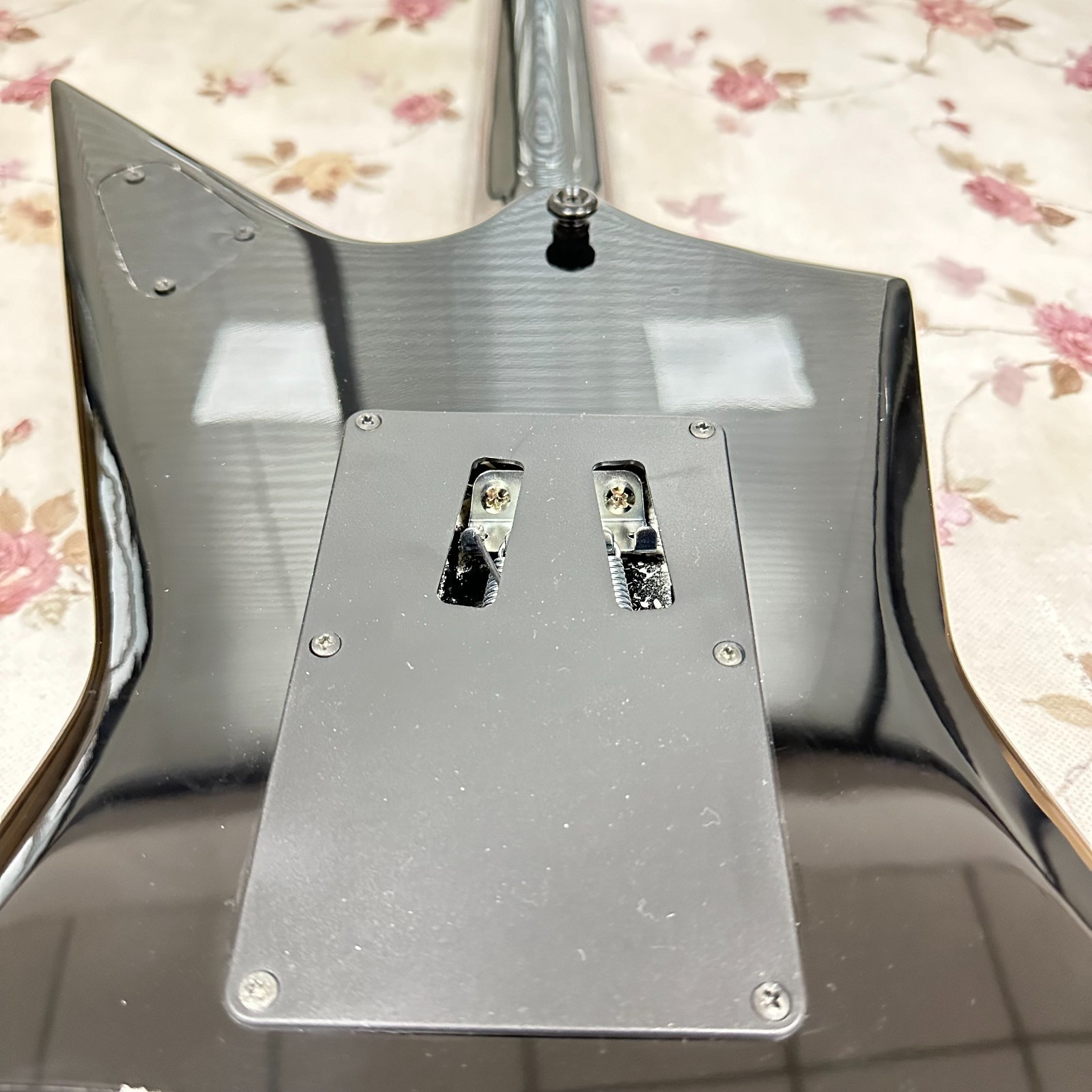Washburn Dimebag Darrell Signature Style Electric Guitar, Black Burst Finish