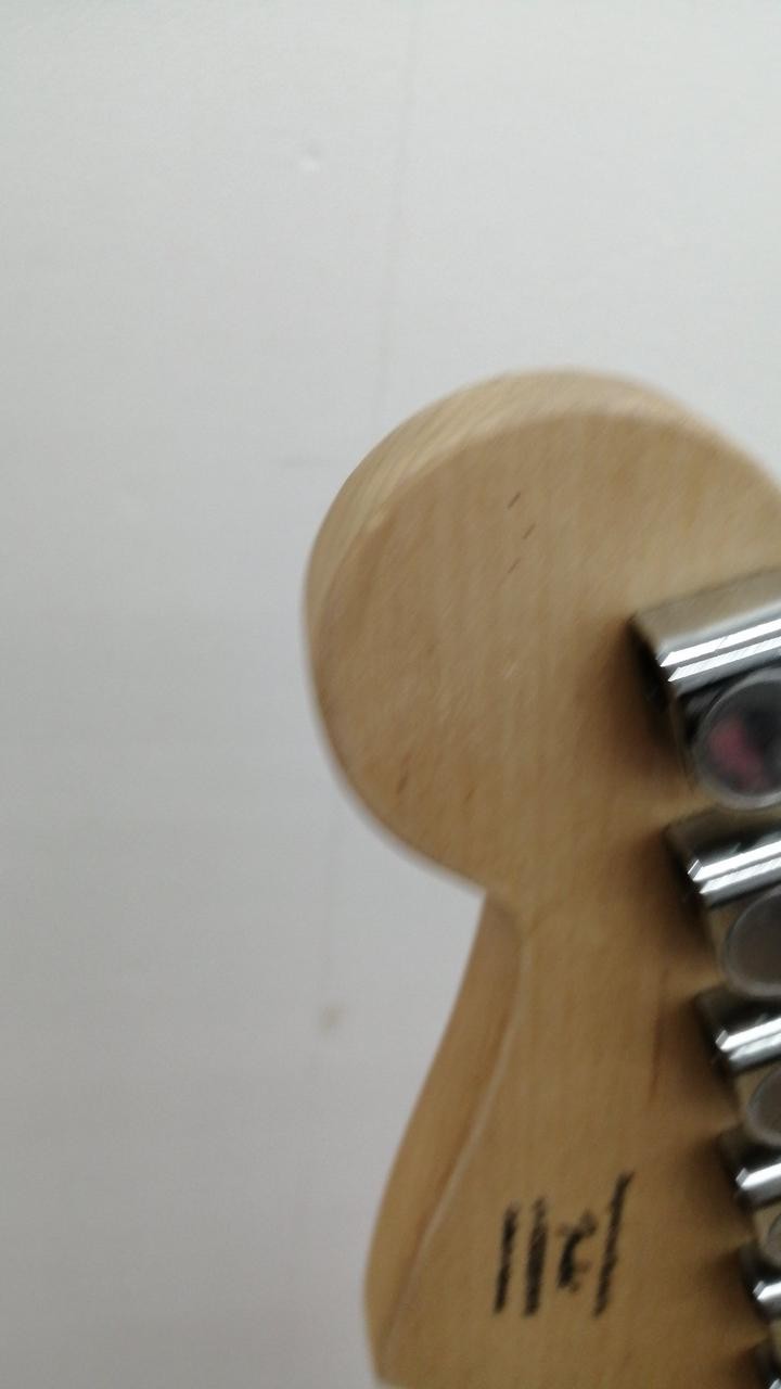 SQUIER SQ BULLET STRAT HT Electric Guitar