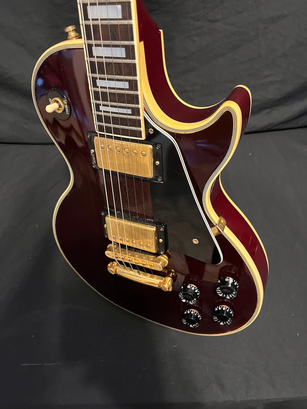 1983 Vintage Gibson Les Paul Custom in Wine Red W/Case
