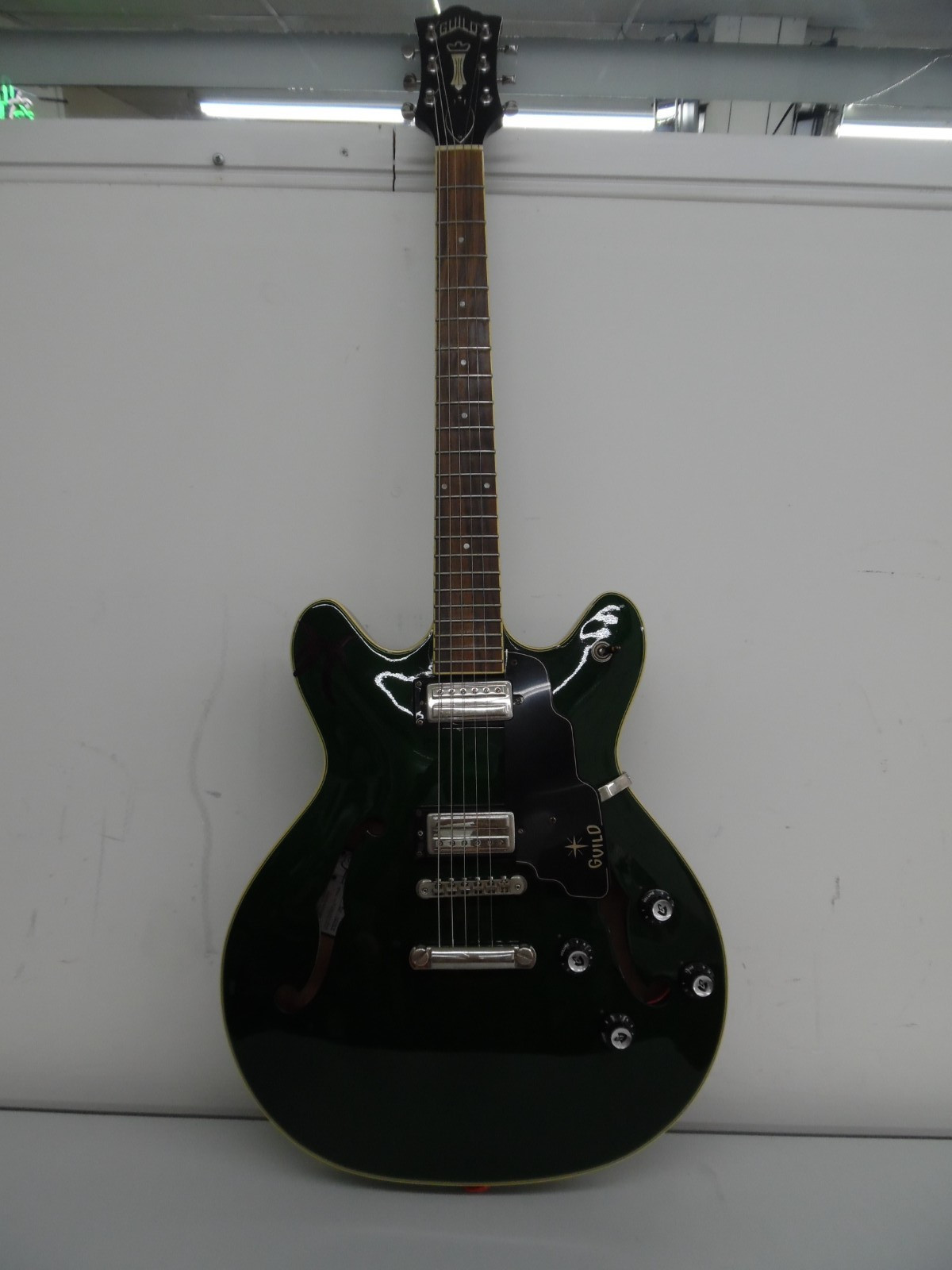 Guild Starfire IV ST Maple Semi Hollow Body Electric Guitar Emerald Green w Case