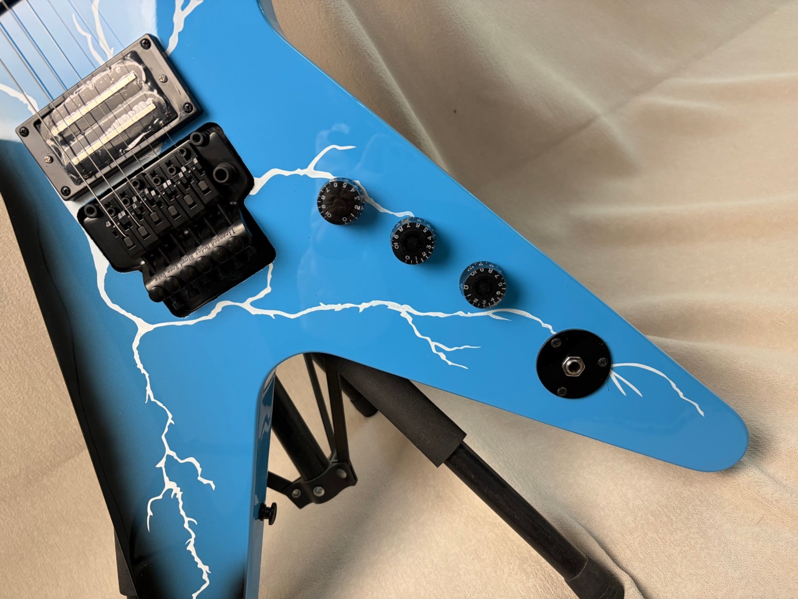 Dimebag Darrel ML Electric Guitar Floydrose vibrato Blue Lightning Veneer